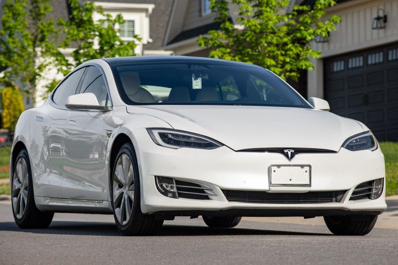 2021 Tesla Model S Long Range Plus